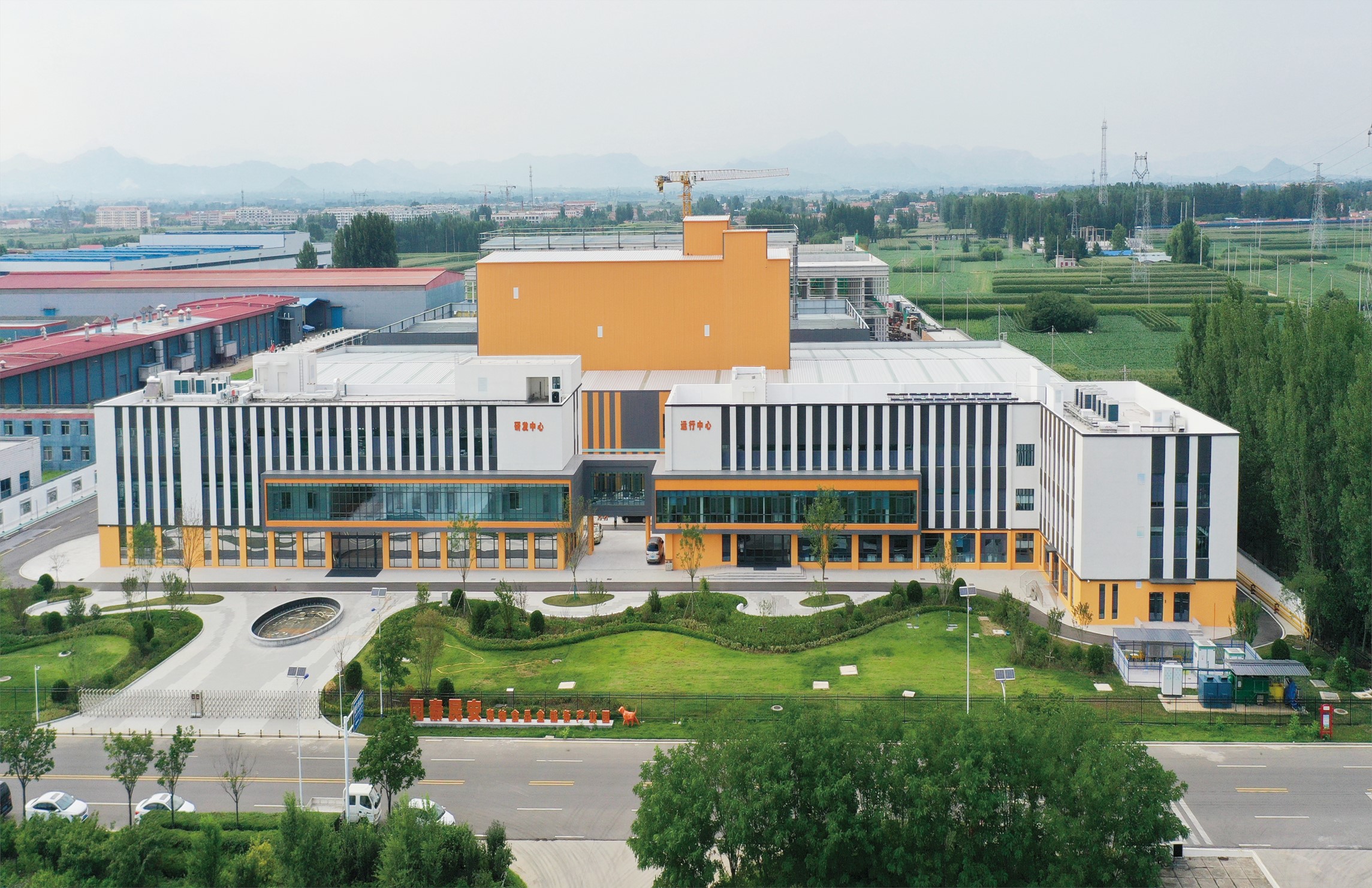 17宠物食品-办公楼1-2.jpg 泰安国泰民安宠物食品(办公楼)(图1)